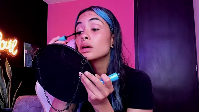 Snapshot of Juanadearco5 chatting on 9, 10, 2025 Juanadearco5 online show from 9, 10, 2025