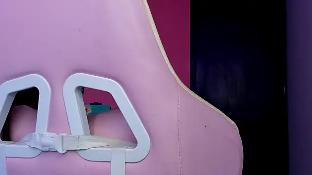 Snapshot of Juanadearco5 chatting on 19, 11, 2025 Juanadearco5 online show from 19, 11, 2025