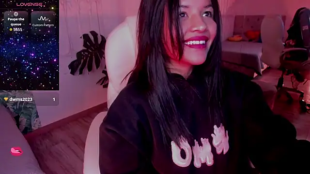 petite molly  online show from 28, 11, 2025