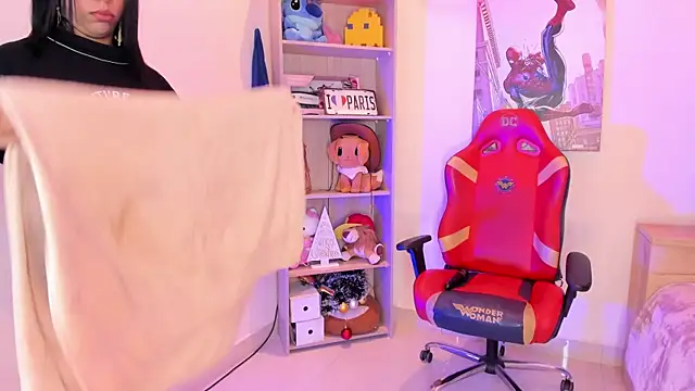 madelyn rose  online show from 15, 1, 2025