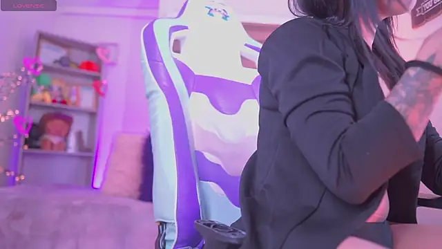 madelyn rose  online show from 25, 9, 2025