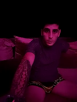 Snapshot of arenn1997 chatting on 18, 9, 2025 arenn1997 online show from 18, 9, 2025