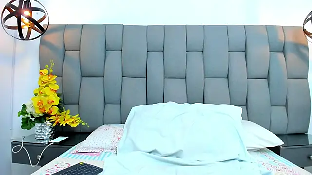 Cataleyalove ADY online show from 4, 4, 2026