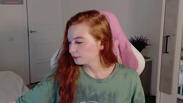 cinnabon girls online show from 4, 10, 2025