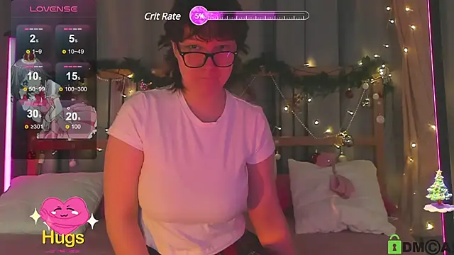 Snapshot of dreamgirllovee chatting on 10, 1, 2025 dreamgirllovee online show from 10, 1, 2025