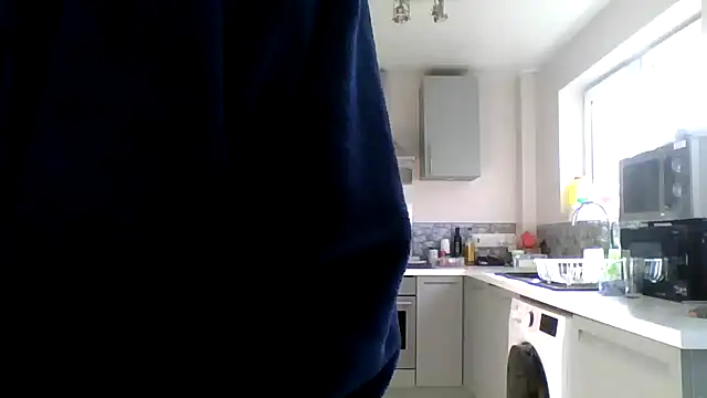 Snapshot of jimmybenido chatting on 6, 5, 2026 jimmybenido online show from 6, 5, 2026
