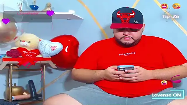 Snapshot of damian_chubby chatting on 23, 9, 2025 damian chubby online show from 23, 9, 2025