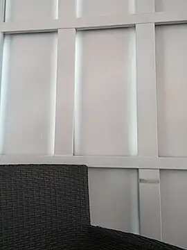 ELLA KELLY online show from 3, 1, 2025