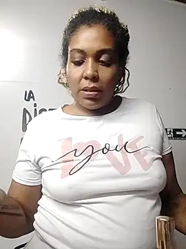 ELLA KELLY online show from 20, 11, 2025