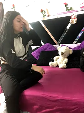 1lovelygirls online show from 23, 9, 2025