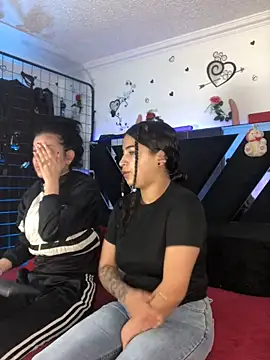 1lovelygirls online show from 19, 11, 2025