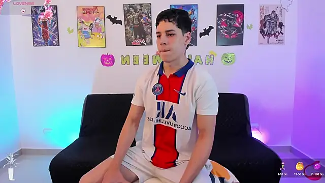 jonathanjoestar  online show from 5, 11, 2025