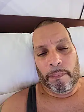 Snapshot of Just2much chatting on 1, 10, 2025 Just2much online show from 1, 10, 2025