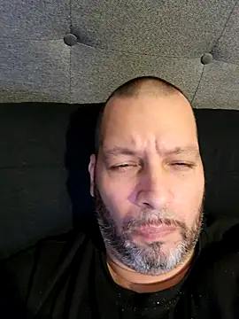 Snapshot of Just2much chatting on 13, 10, 2025 Just2much online show from 13, 10, 2025