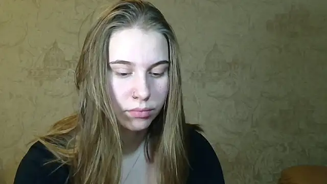 Snapshot of KirraLiam chatting on 17, 1, 2025 KirraLiam online show from 17, 1, 2025