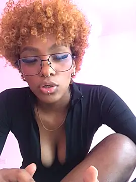 LiannaDixon online show from 9, 12, 2024