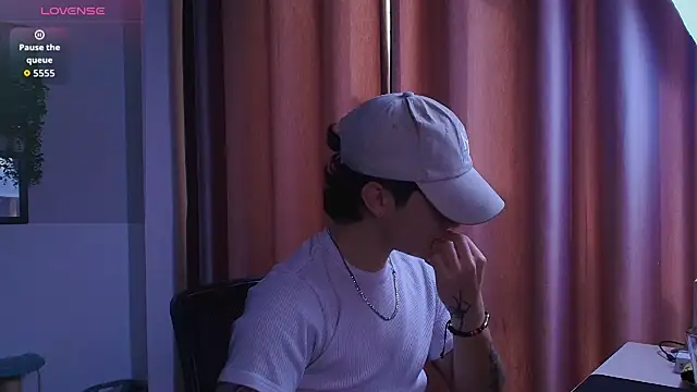 Ares Dickson online show from 28, 10, 2025