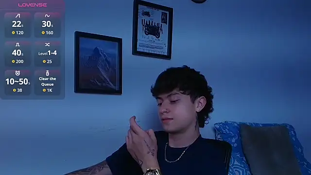 Ares Dickson online show from 19, 11, 2025