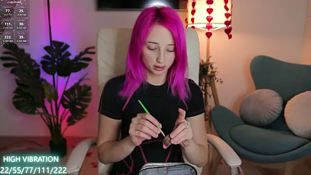 Snapshot of Selena_Lily chatting on 23, 2, 2025 Selena Lily online show from 23, 2, 2025