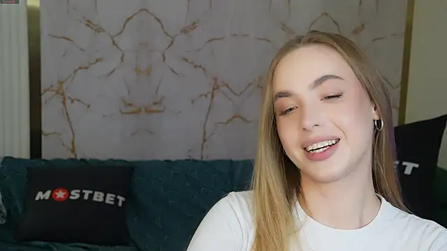 Linda054 online show from 15, 12, 2024