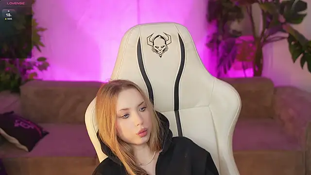 Linda054 online show from 29, 10, 2025