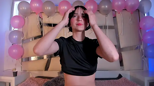 chrystal js online show from 23, 10, 2025