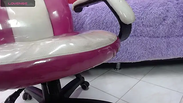 ozuna sex online show from 24, 2, 2025