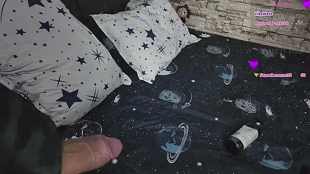 HotCouple 697 online show from 27, 3, 2026