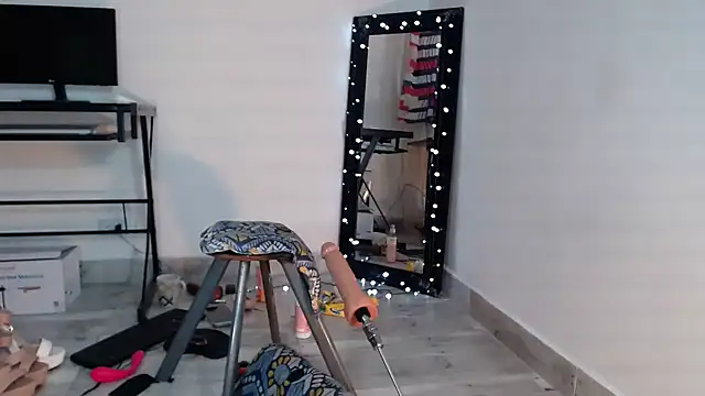 Snapshot of Amelie_hills02 chatting on 26, 1, 2025 Amelie hills02 online show from 26, 1, 2025