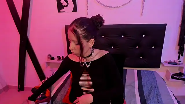 Snapshot of Little_Naughtty chatting on 3, 6, 2026 Little Naughtty online show from 3, 6, 2026