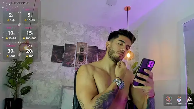 Snapshot of Nate_franco chatting on 10, 1, 2026 Nate franco online show from 10, 1, 2026