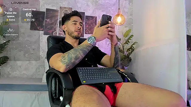 Snapshot of Nate_franco chatting on 13, 1, 2026 Nate franco online show from 13, 1, 2026