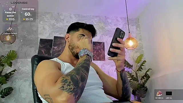 Snapshot of Nate_franco chatting on 14, 1, 2026 Nate franco online show from 14, 1, 2026