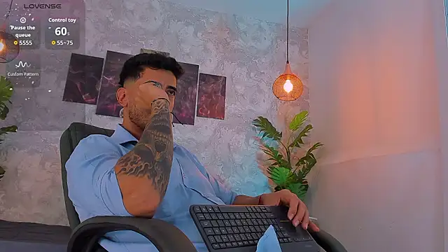 Snapshot of Nate_franco chatting on 15, 2, 2026 Nate franco online show from 15, 2, 2026