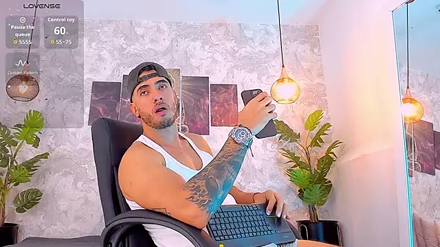 Snapshot of Nate_franco chatting on 21, 2, 2026 Nate franco online show from 21, 2, 2026