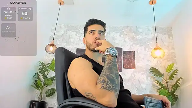 Snapshot of Nate_franco chatting on 25, 2, 2026 Nate franco online show from 25, 2, 2026