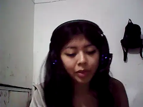 Snapshot of chinanochina chatting on 9, 3, 2025 chinanochina online show from 9, 3, 2025