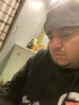 valleyoneofakind online show from 19, 1, 2025