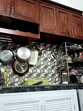    Erin    online show from 21, 11, 2025