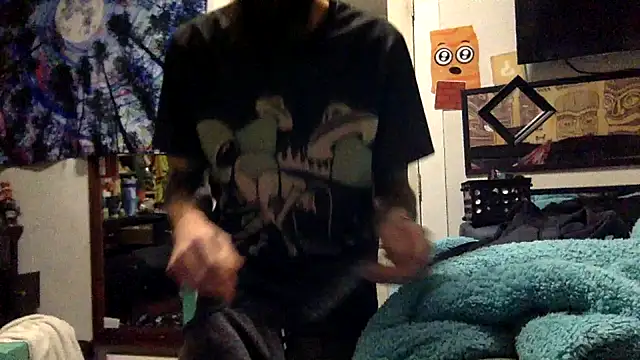 Snapshot of Robriguezxxx chatting on 4, 1, 2025 Robriguezxxx online show from 4, 1, 2025