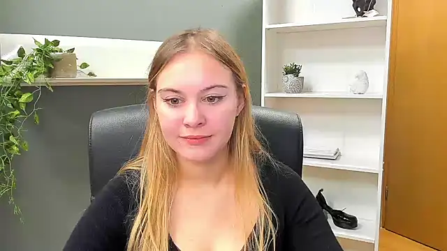 kitty valeria online show from 12, 1, 2025