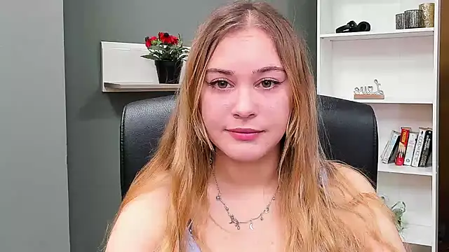 kitty valeria online show from 23, 3, 2025