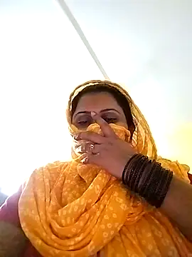 Snapshot of Riya_Sexy_Baby chatting on 7, 10, 2025 Riya Sexy Baby online show from 7, 10, 2025
