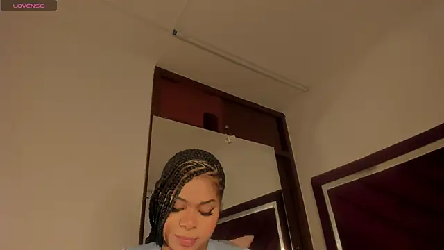 Samanntha Rose online show from 6, 2, 2025