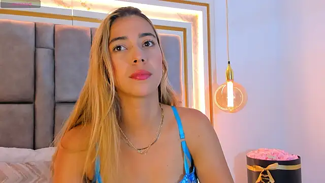 Snapshot of elianabrown chatting on 23, 4, 2026 elianabrown online show from 23, 4, 2026