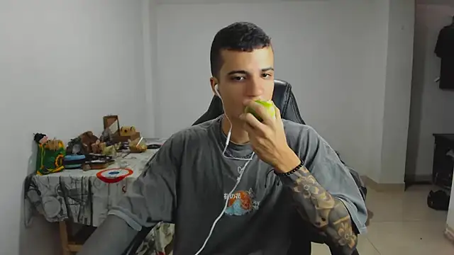 Snapshot of Balo_lovers chatting on 24, 1, 2025 Balo lovers online show from 24, 1, 2025