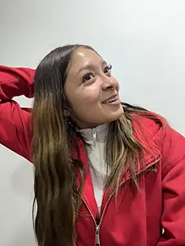 Victoria Adams14 online show from 16, 11, 2025