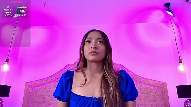 Victoria Adams14 online show from 17, 11, 2025