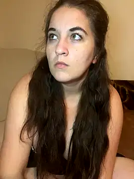 yzabell18 online show from 15, 12, 2025