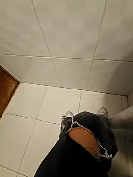 azumiichan online show from 24, 1, 2025